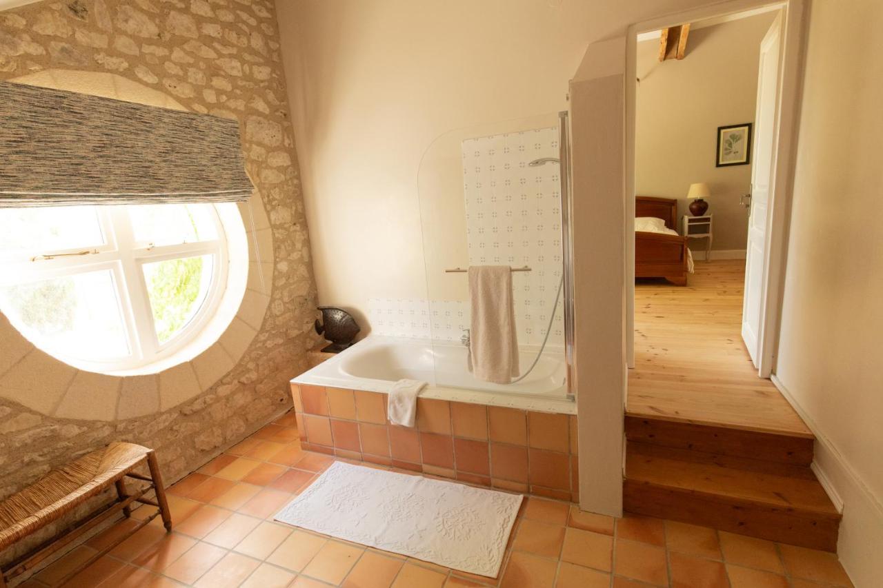 La Grange Du Barry Bed and Breakfast Belveze Exteriör bild