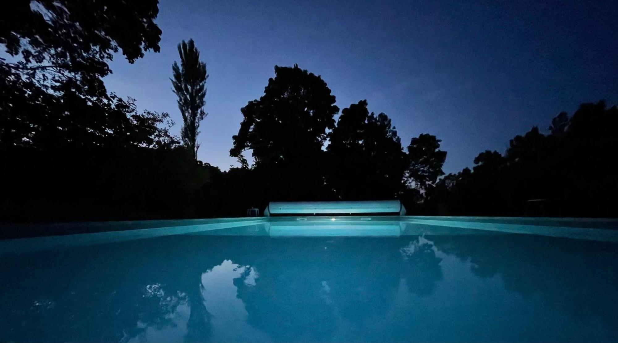 La Grange Du Barry Bed and Breakfast Belveze Exteriör bild
