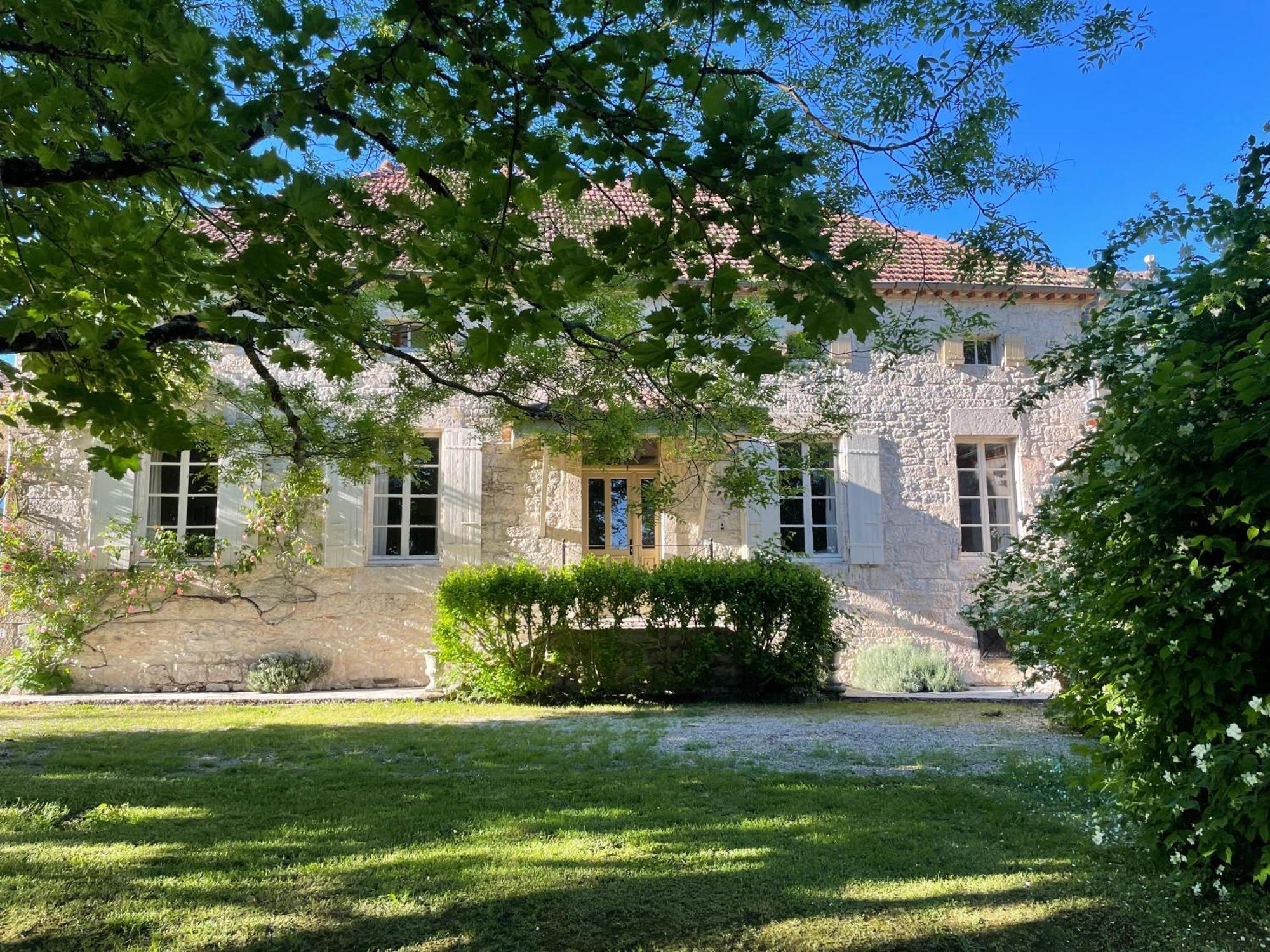 La Grange Du Barry Bed and Breakfast Belveze Exteriör bild